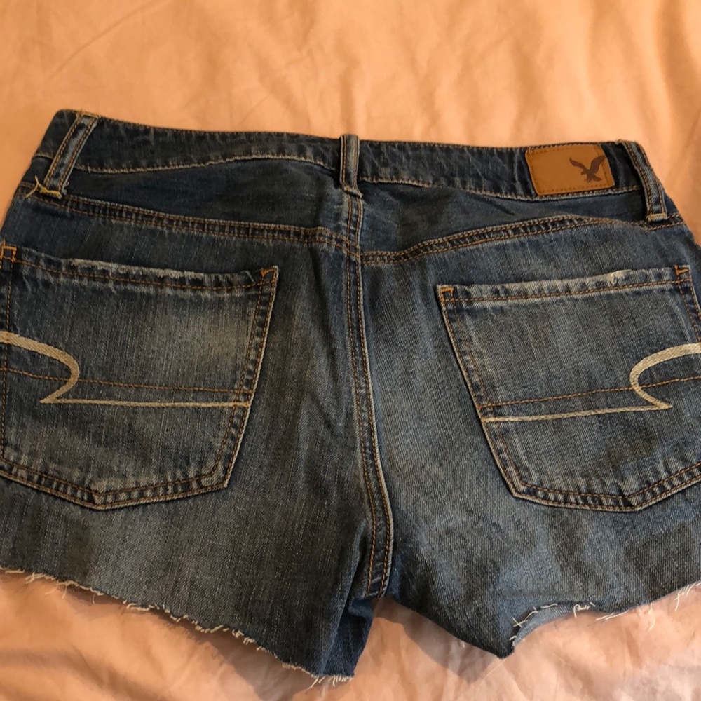 Shorts - Picture 4 of 5